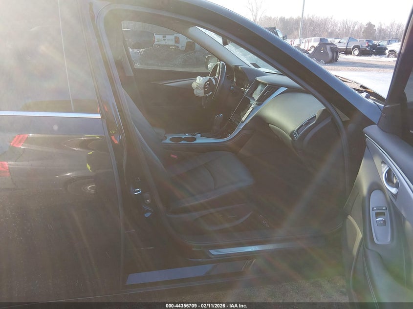 2021 Infiniti Q50 Luxe Awd