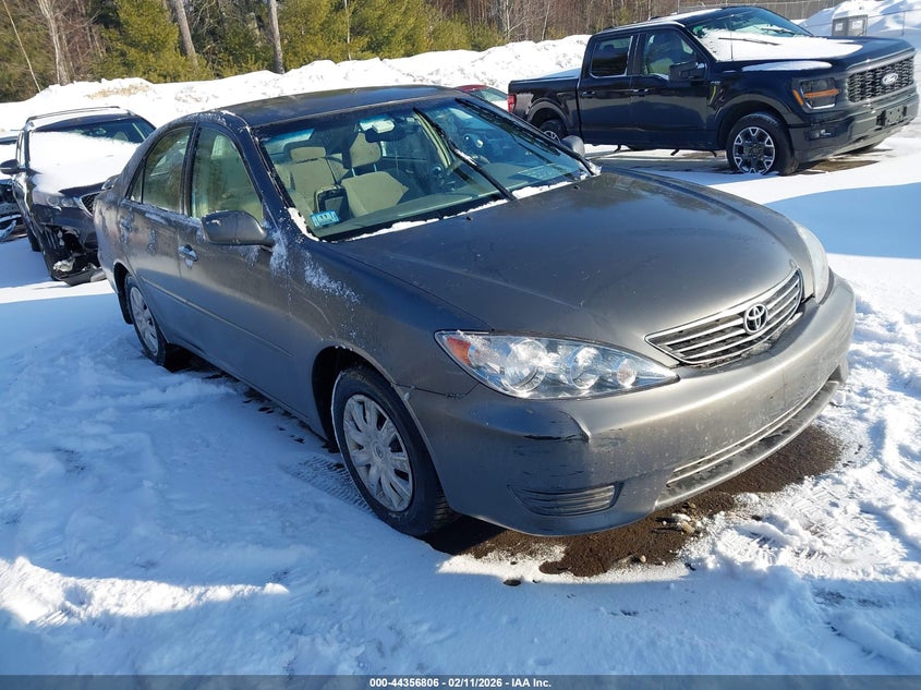 2005 Toyota Camry Le
