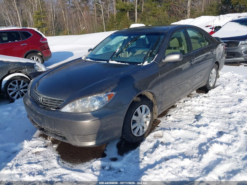 2005 Toyota Camry Le