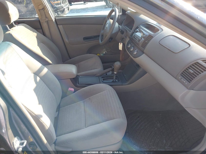 2005 Toyota Camry Le