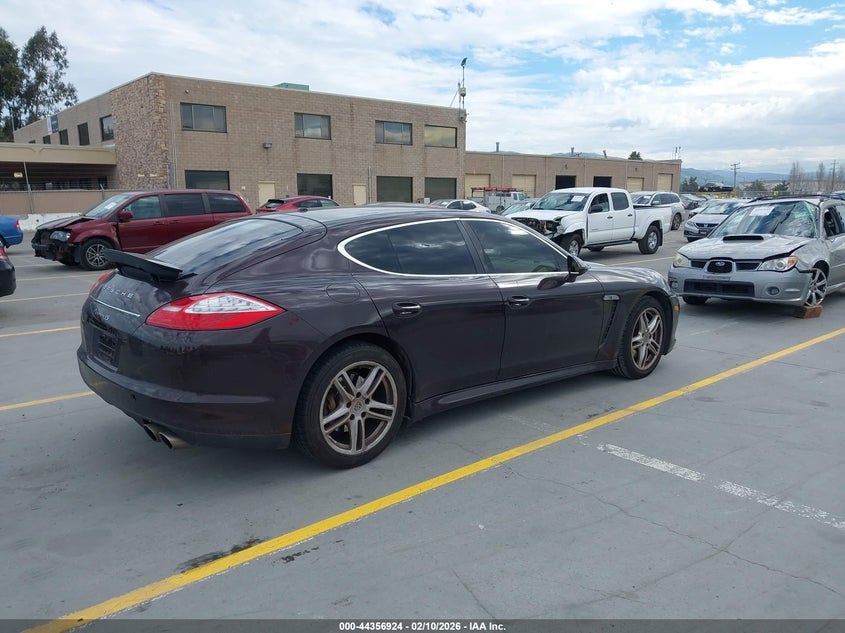 2012 Porsche Panamera 4S