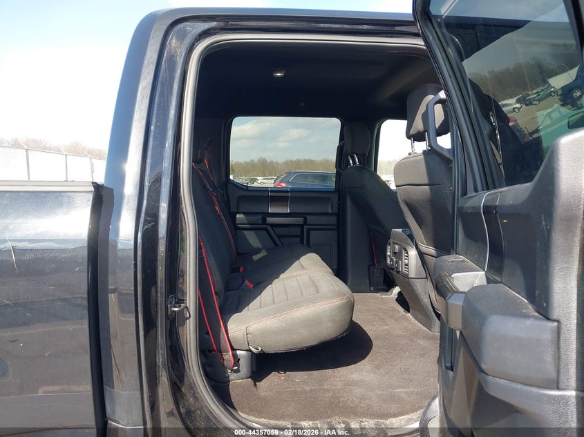 VIN 1FTEW1EP9KFC06658 2019 FORD F-150 XLT