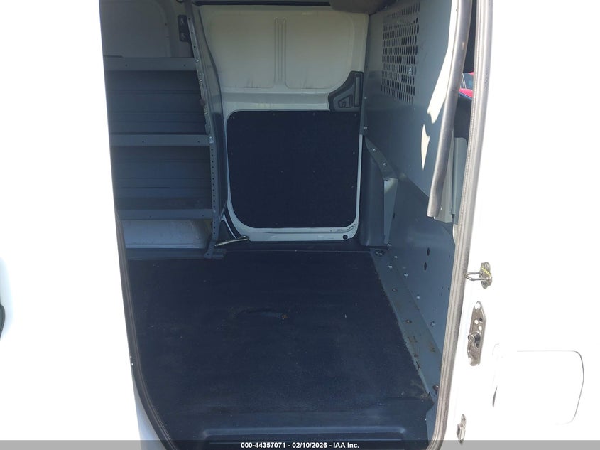 2021 NISSAN NV200  CARGO auction photo 8