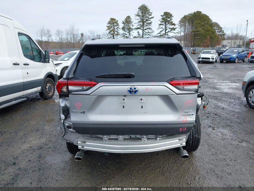 VIN 4T3RWRFV8RU147950 2024 TOYOTA RAV4 HYBRID XLE