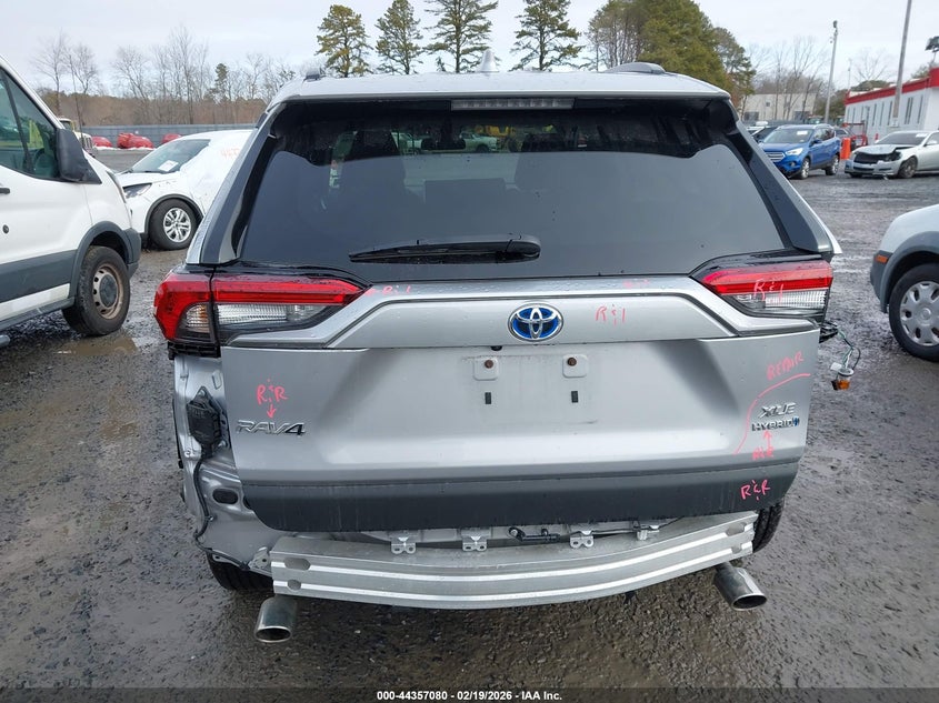 VIN 4T3RWRFV8RU147950 2024 TOYOTA RAV4 HYBRID XLE