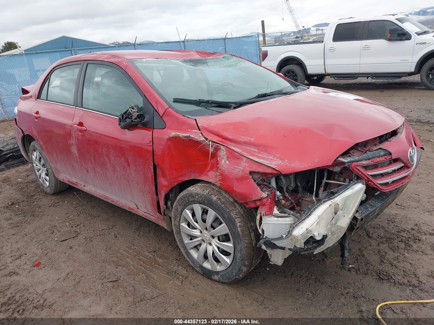 5YFBU4EE7DP168786 2013 Toyota Corolla Le auction photo 1
