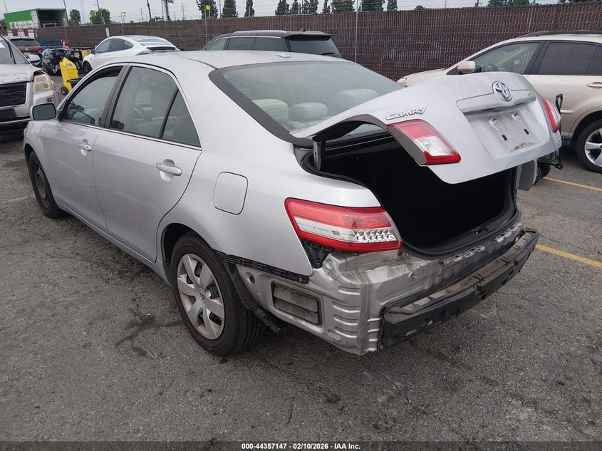 2011 Toyota Camry Le