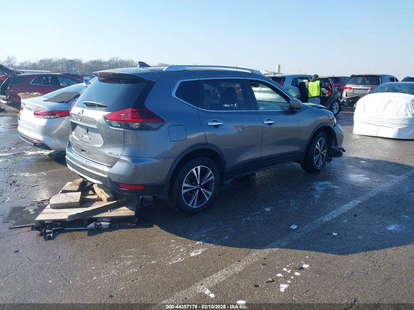 2019 Nissan Rogue Sv