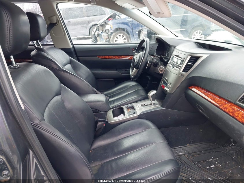 2011 Subaru Outback 2.5I Limited