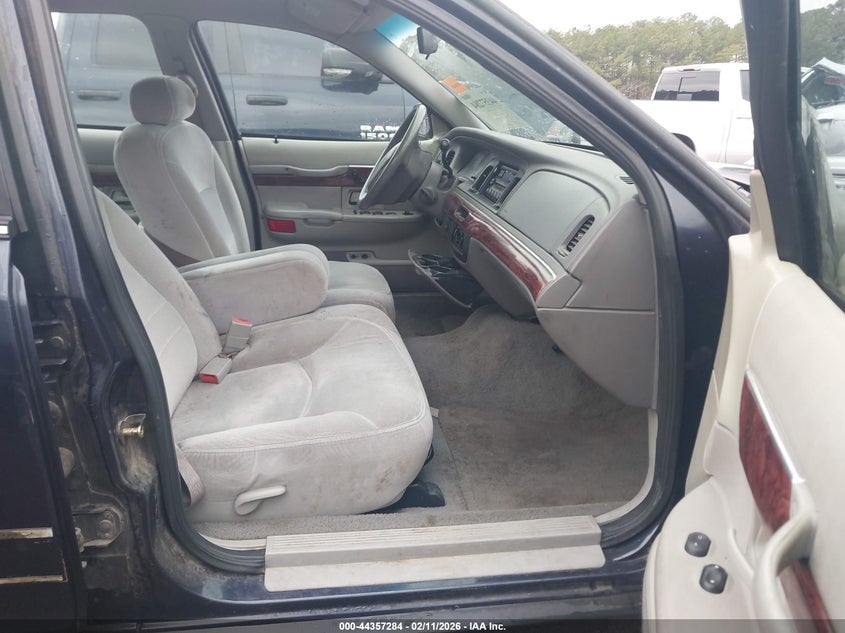 2001 Mercury Grand Marquis Gs