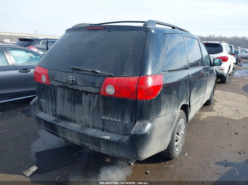 2010 Toyota Sienna Le