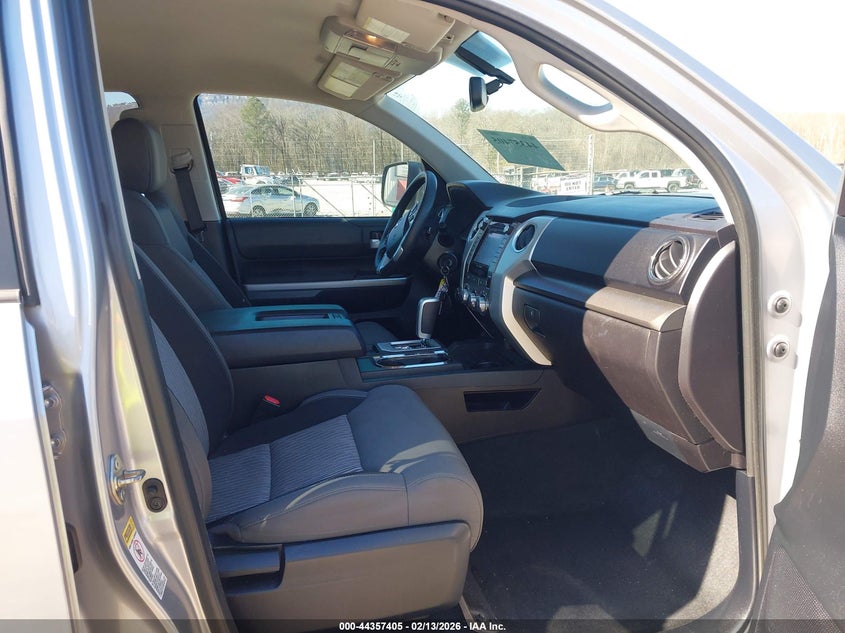 2015 Toyota Tundra Sr5 5.7L V8