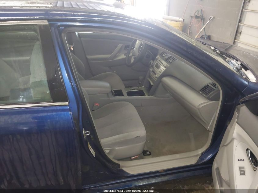 2011 Toyota Camry Hybrid