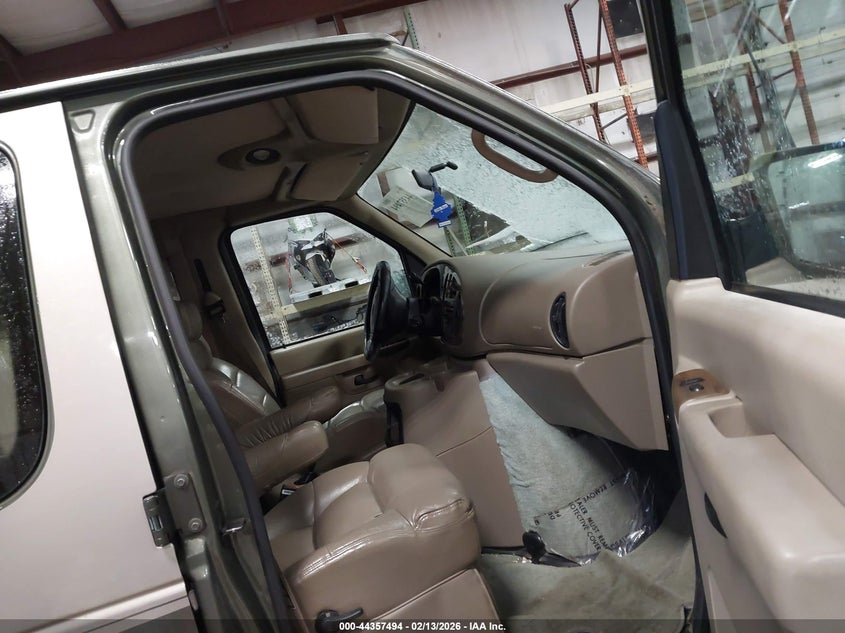 2002 Ford E-150 Commercial/Recreational