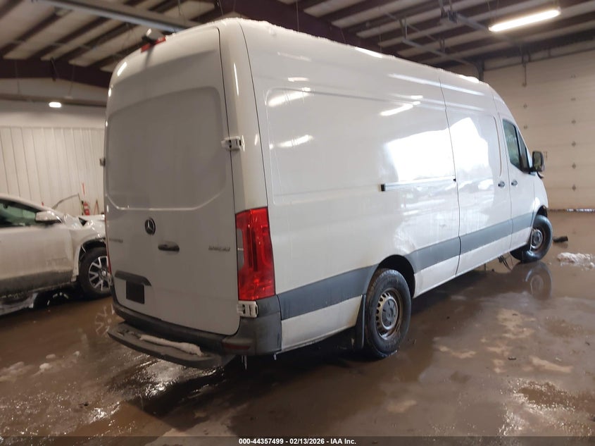 2022 Mercedes-Benz Sprinter 2500 High Roof I4