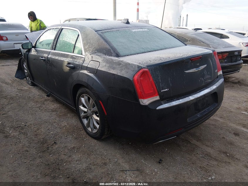 2018 Chrysler 300 Touring Awd
