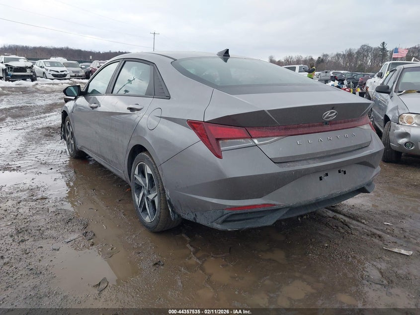 2023 Hyundai Elantra Sel
