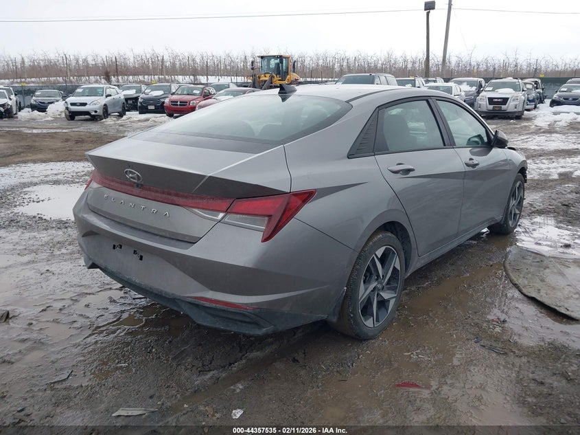 2023 Hyundai Elantra Sel