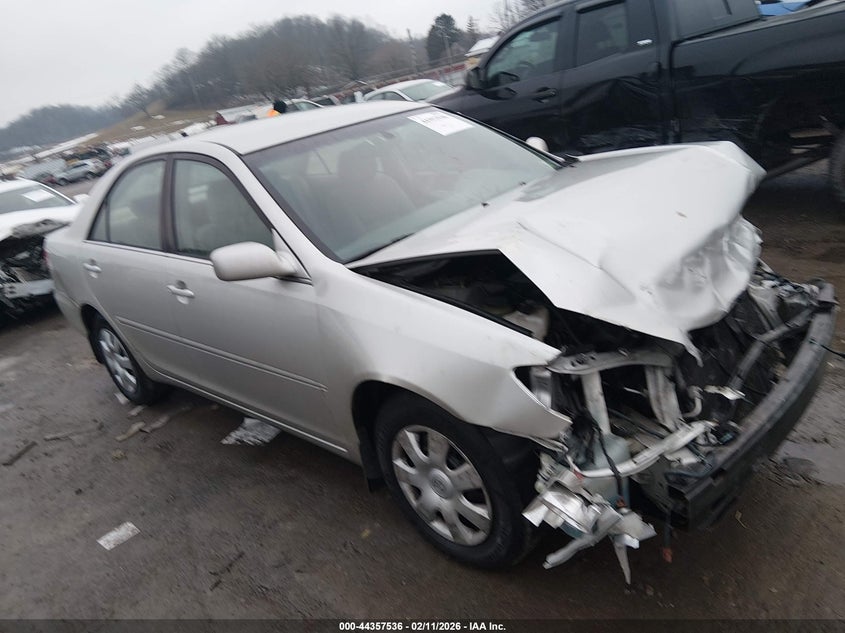2004 Toyota Camry Le