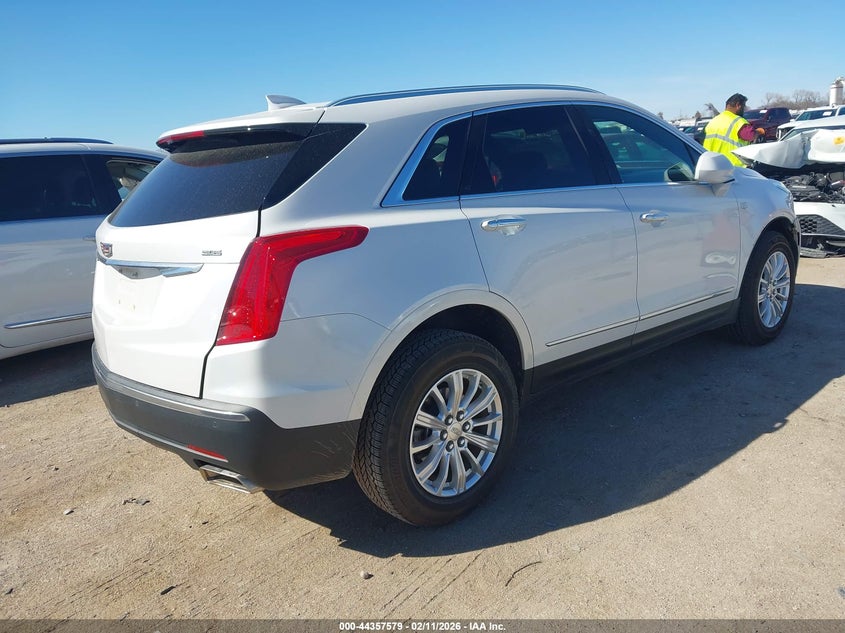 2018 Cadillac Xt5 Standard