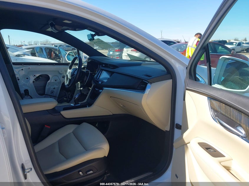 2018 Cadillac Xt5 Standard