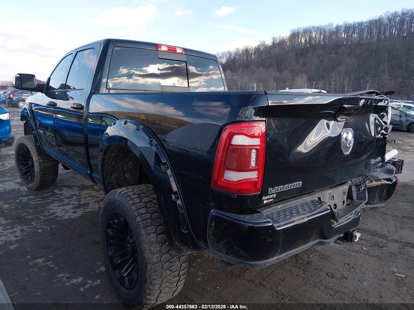 2022 Ram 2500 Laramie 4X4 6'4 Box