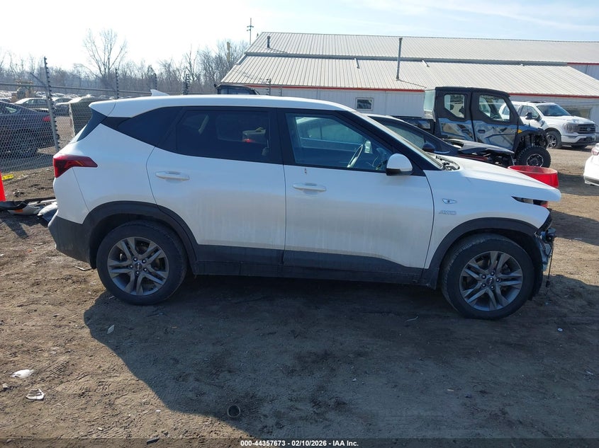 2023 Kia Seltos Lx VIN: KNDEPCAA4P7431422 Lot: 44357673