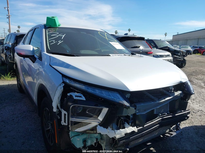 2022 Mitsubishi Eclipse Cross Es