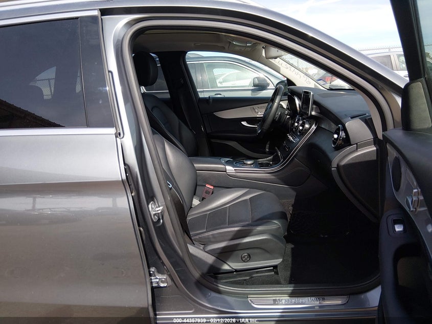 2019 Mercedes-Benz Glc 300