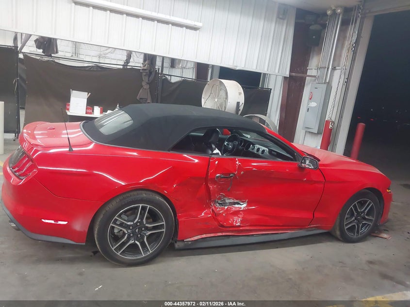 VIN 1FATP8UHXM5123889 2021 FORD MUSTANG ECOBOOST PREMIUM