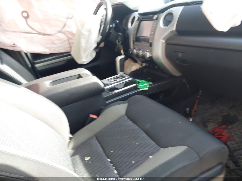 2017 Toyota Tundra Sr5 Plus 5.7L V8