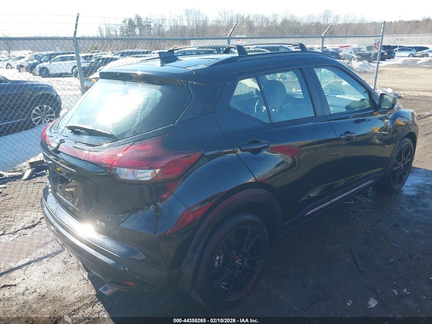 2023 Nissan Kicks Sr Xtronic Cvt