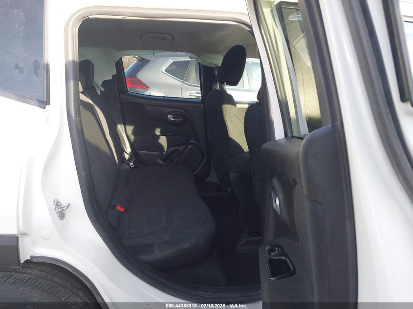 2019 Jeep Renegade Latitude Fwd VIN: ZACNJABB1KPK31961 Lot: 44358318