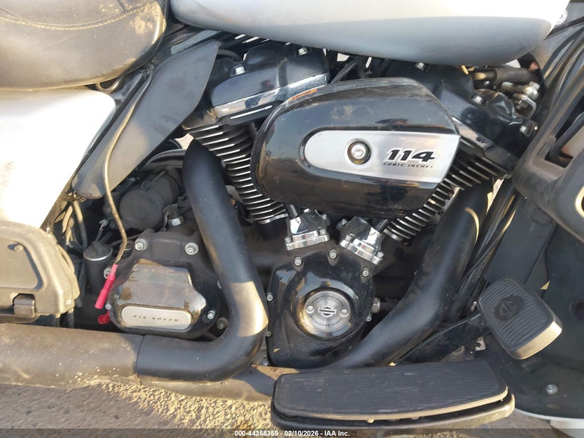 2020 Harley-Davidson Flhtk VIN: 1HD1KEF14LB605335 Lot: 44358359