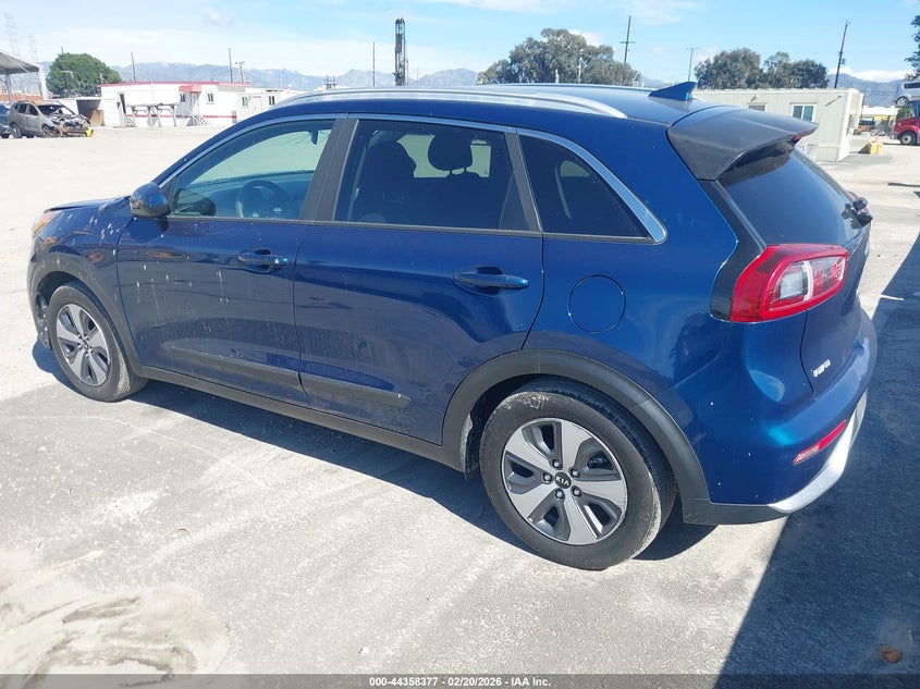 Vin: kndcb3lc5j5157588, lot: 44854839, kia niro lx 20183
