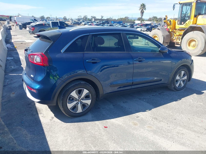 Vin: kndcb3lc5j5157588, lot: 44854839, kia niro lx 20184