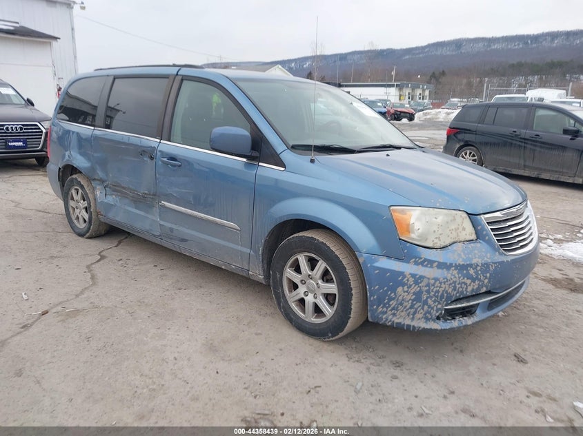 2012 Chrysler Town & Country Touring
