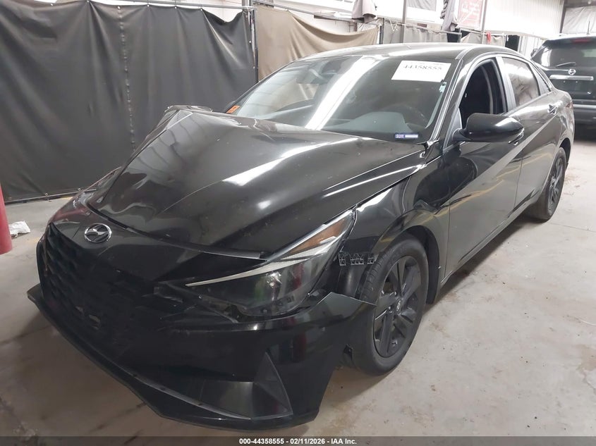 2022 Hyundai Elantra Sel