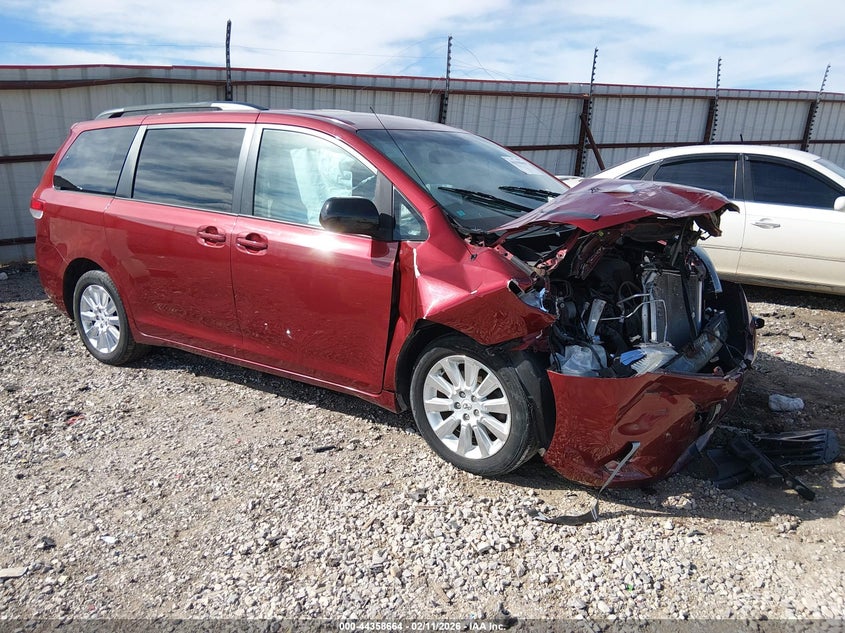 2012 Toyota Sienna Le 7 Passenger