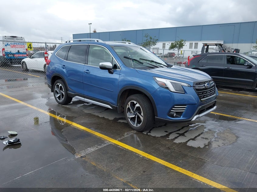 2023 Subaru Forester Touring