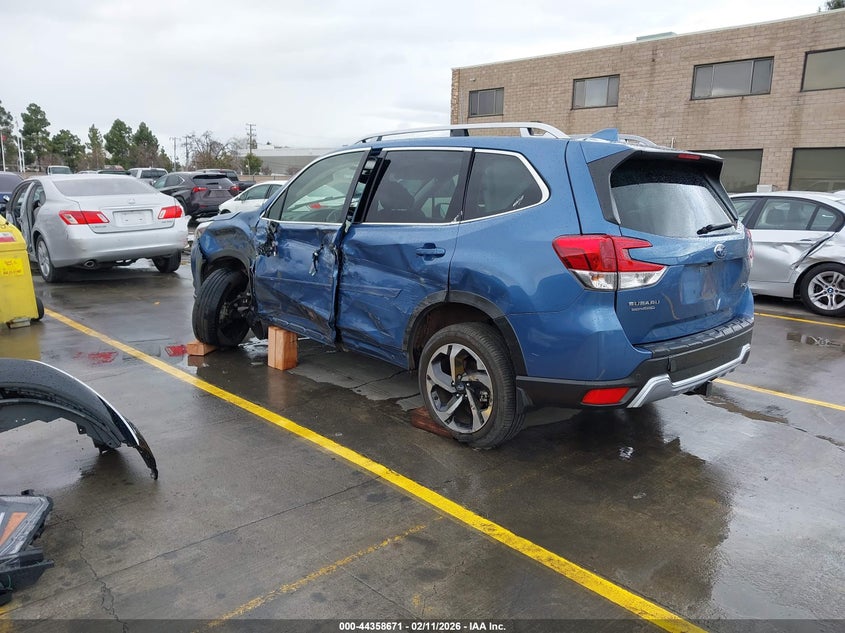2023 Subaru Forester Touring