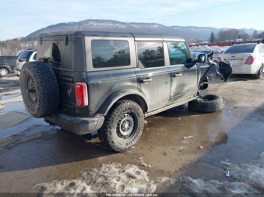 2022 Ford Bronco Big Bend/Black Diamond/Outer Banks