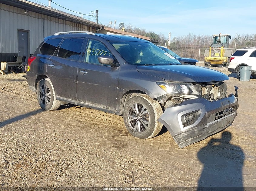 2019 Nissan Pathfinder Sv