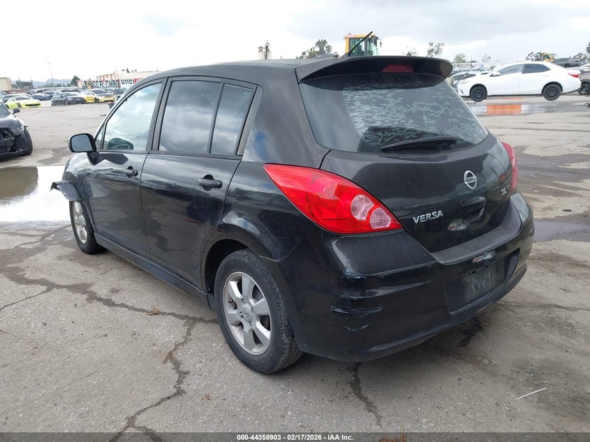 2011 Nissan Versa 1.8Sl