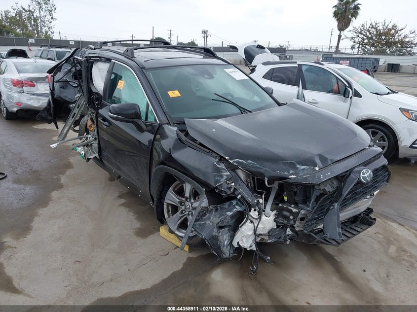 2022 Toyota Rav4 Xle