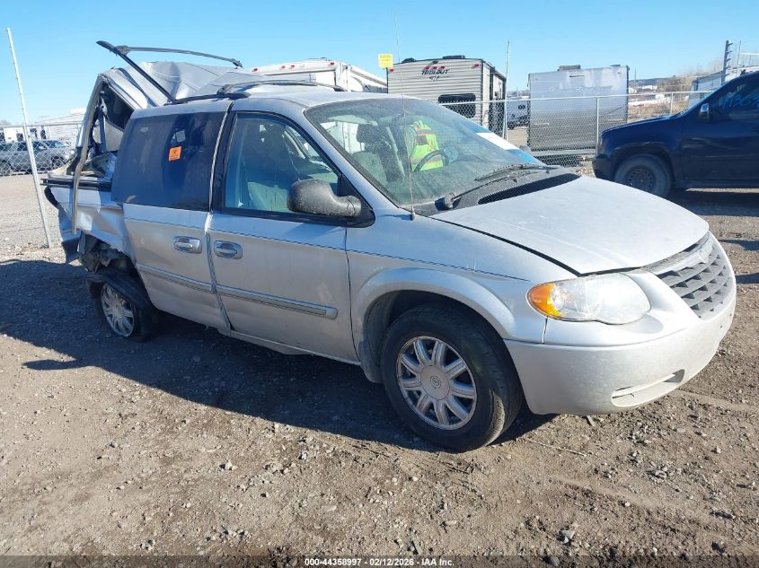 2006 Chrysler Town & Country Touring