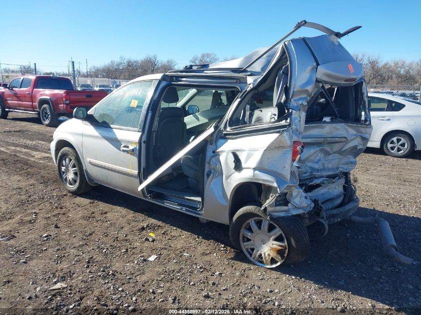 2006 Chrysler Town & Country Touring