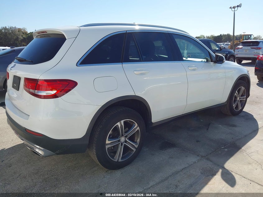 2016 Mercedes-Benz Glc 300