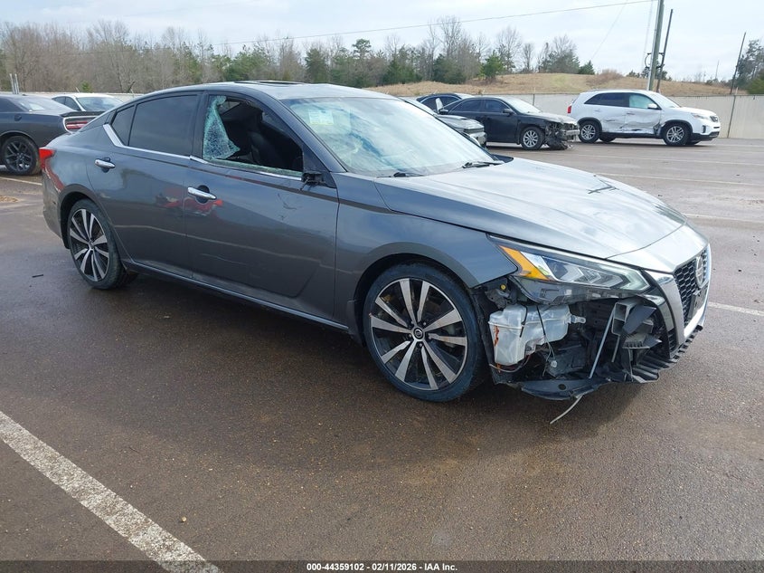 2020 Nissan Altima Platinum Fwd