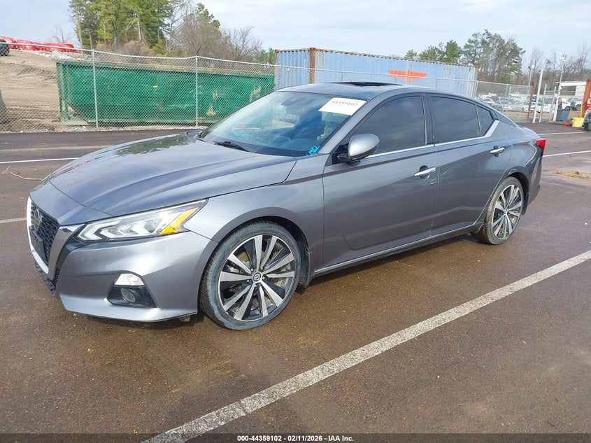 2020 Nissan Altima Platinum Fwd